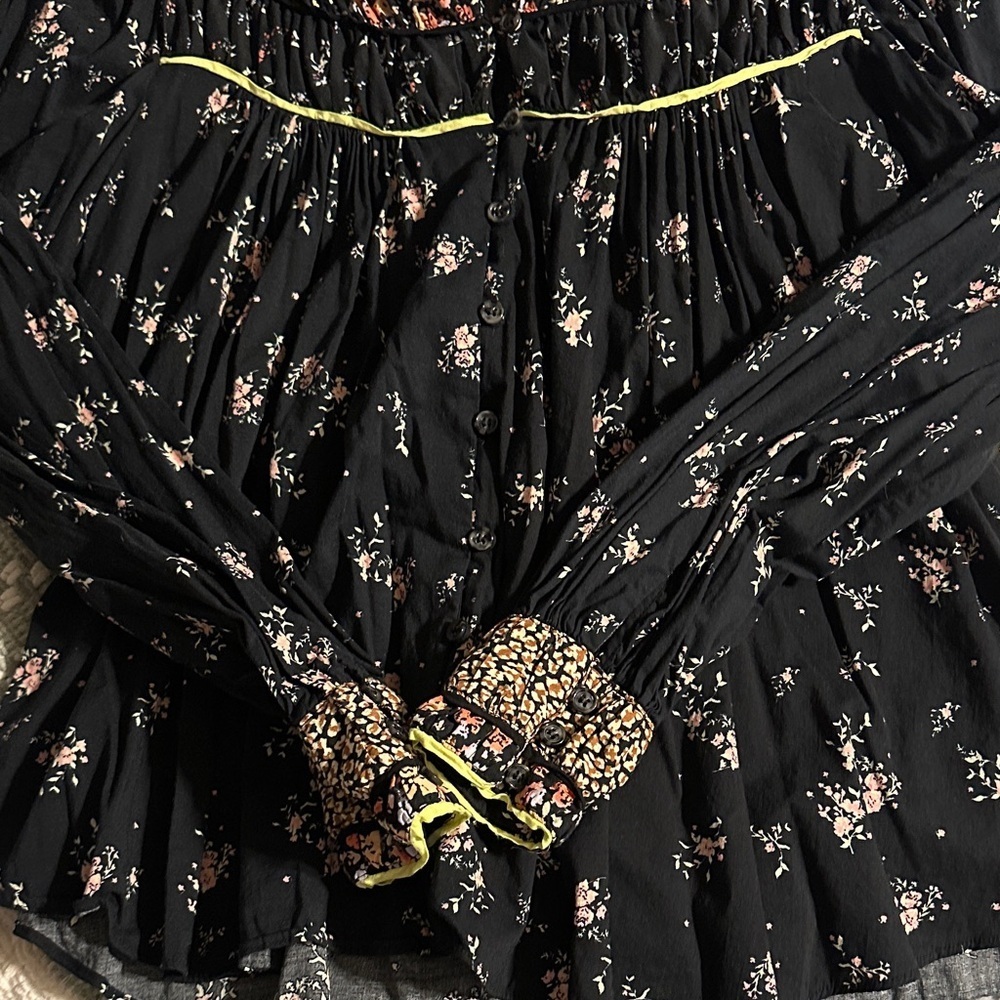 Free People button up blouse - Picture 2 of 6